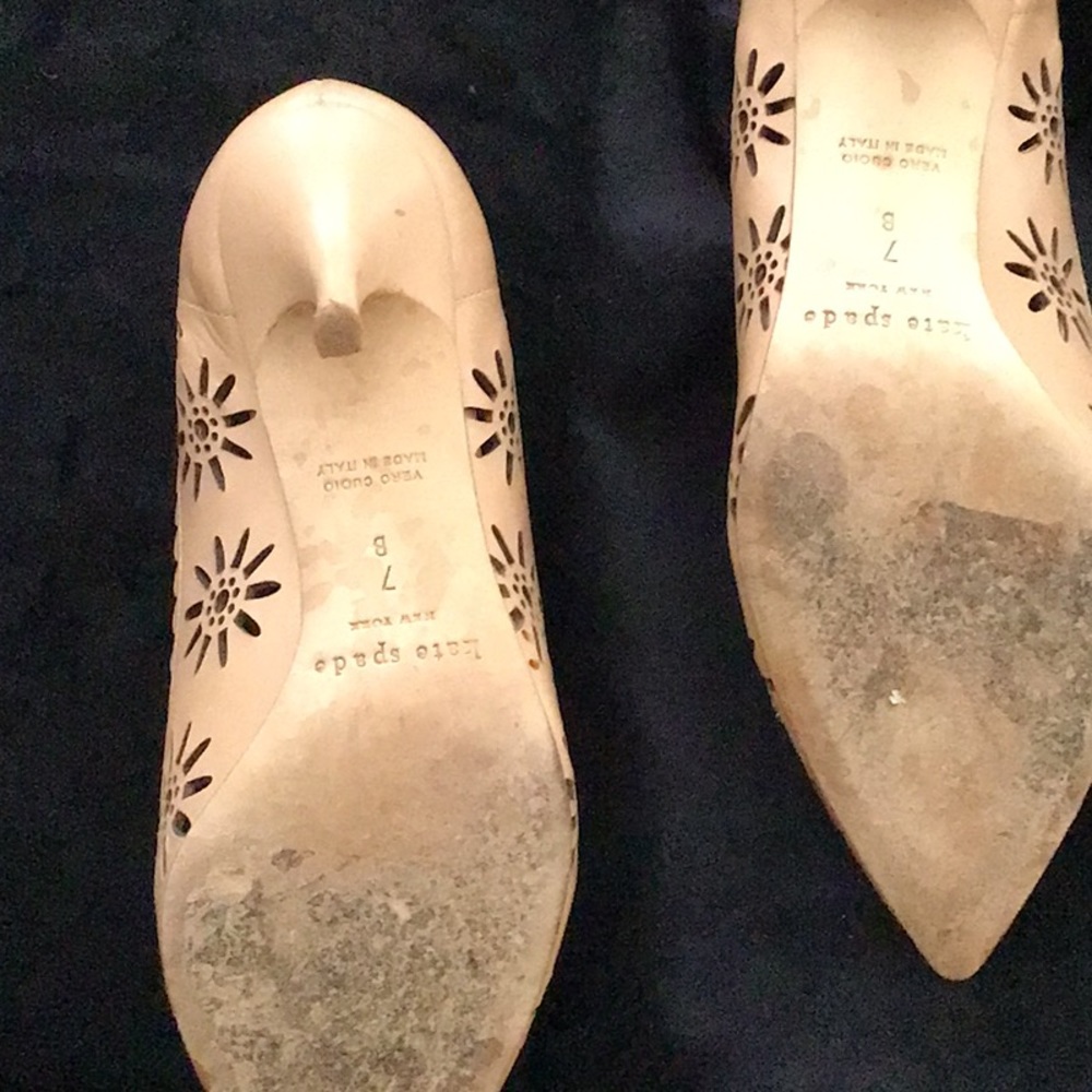 Shoes - Picture 4 of 4